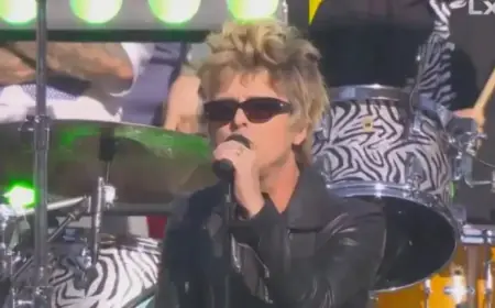 Green Day Electrifies Super Bowl Pre-Show with ‘American Idiot’ Performance