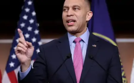 Lawmakers Clash Over ICE Reforms as DHS Funding Deadline Looms