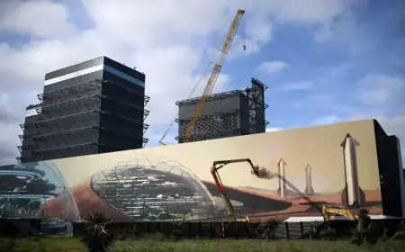 Elon Musk Shifts Focus from Mars to Moon Exploration Suddenly