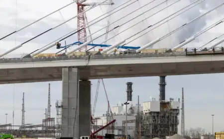 Trump Threatens to Block US-Canada Bridge, Urges Ottawa for Talks