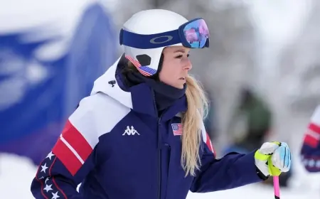 Lindsey Vonn’s Olympic downhill crash leaves complex tibia fracture, surgery ahead