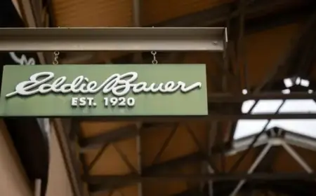 Eddie Bauer Store Operator in US and Canada Declares Bankruptcy