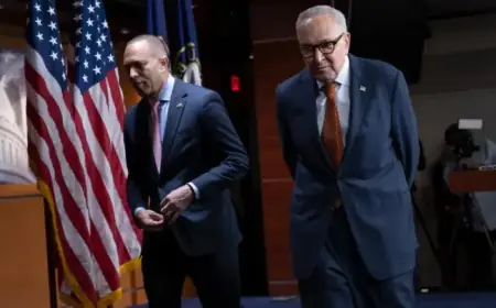 Democrats Reject White House’s ICE Reform Proposal, Homeland Security Funding At Risk