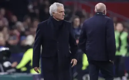 Social Media Debates Mourinho’s Future