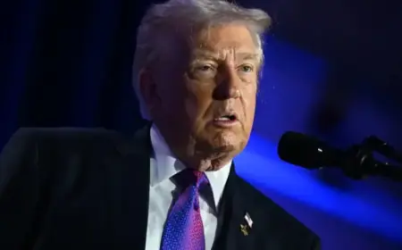 Ex-Police Chief Reveals Trump Knew of Epstein Allegations in 2006