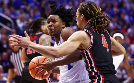 Cougars Seek Victory with Guard Rob Wright’s Return Against Baylor