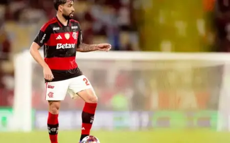 Lucas Paquetá Marks 100 Matches with Flamengo Shirt