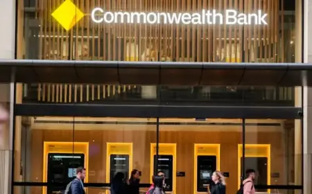 CBA Profits Surge to $5.4 Billion; Comyn Warns of Rate Increases
