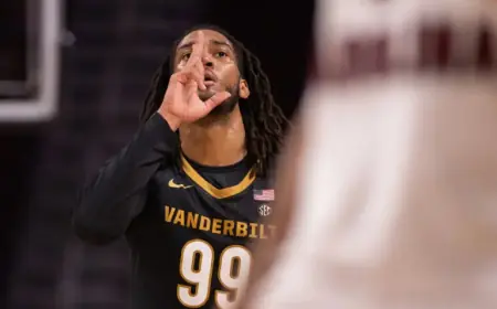 Steven Pearl Analyzes What Makes Vanderbilt’s Offense Tough to Defend