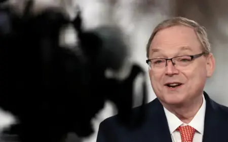 White House Lowers Job Growth Forecast; Fed Faces Similar Challenges