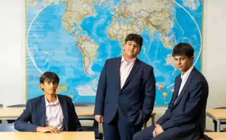 Teen Entrepreneurs Empower Peers with Investment Insights