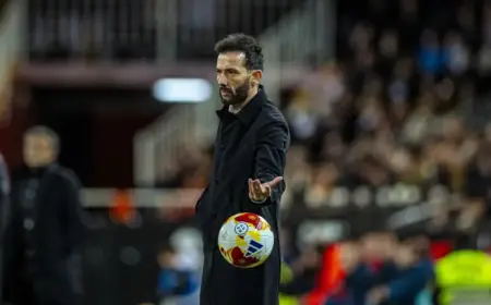 Corberán Urges Team to Recover from Defeat and Rebound