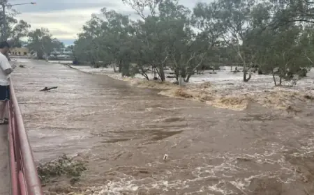 Major Floods Strike Alice Springs, Closing Roads
