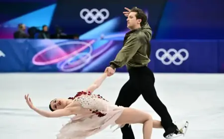 Carreira and Ponomarenko Dazzle with Chilling Free Dance at NBC Olympics