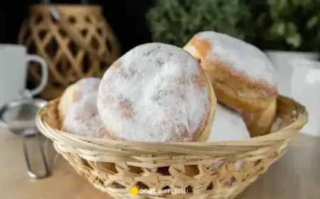 Fat Thursday 2026: Poles Flock for Traditional Doughnuts and Pastries Today