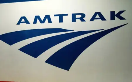 Amtrak Halts Service Between NYC Penn and New Haven Wednesday Night