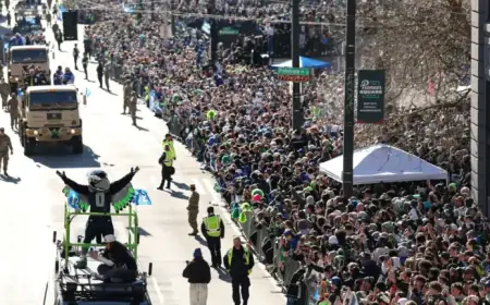 Super Bowl Parade Boosts Absences in Seattle Schools