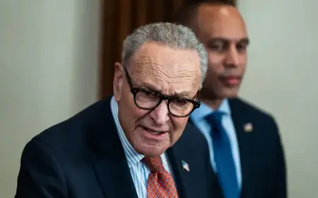 ICE Negotiations Stall, Threatening Partial Government Shutdown – The Washington Post