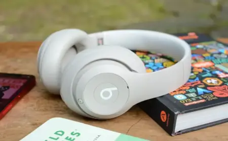 Top Tech Deals for Presidents’ Day 2026: Apple, Sony, Samsung & More