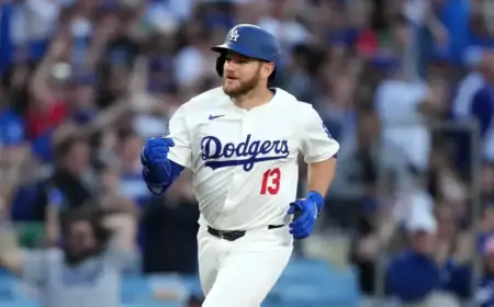 Dodgers Extend Max Muncy’s Contract