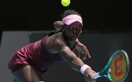 Mboko Defeats Zvonareva in Straight Sets at Qatar Open