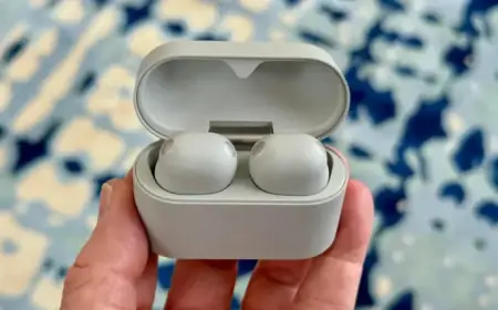Review: Sony WF-1000XM6 Earbuds Set New Standard