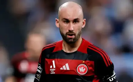 Star Supports Wanderers’ Bid for Finals Success