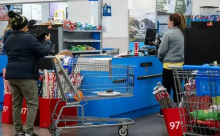 Wisconsin Grocery Stores Open on Presidents Day: Full List