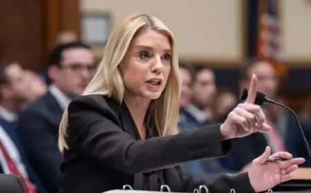 Newsmax Host Criticizes Pam Bondi: Questions Career Longevity