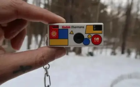 Tiny Kodak Charmera Captures Hearts Despite Low-Quality Photos