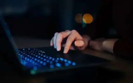 AI Researchers Warn as They Make Their Exit