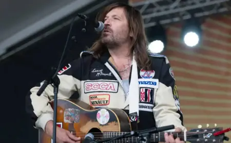 Evan Dando Hospitalized After Sending Explicit Video to Fan