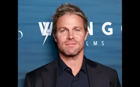 Stephen Amell Joins Baywatch Reboot as Hobie Buchannon on Fox