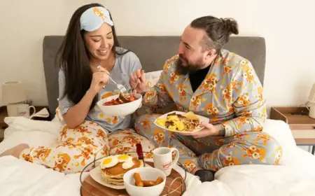 Free Valentine’s Day Weddings at Denny’s Chapel in Las Vegas