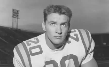 Trump Grants Pardons to 5 Former NFL Players