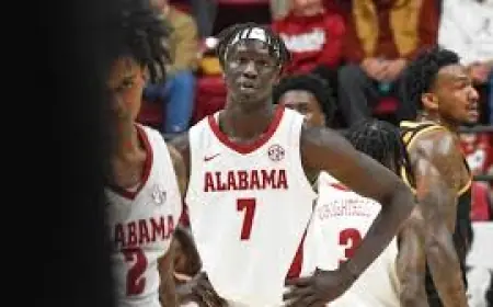 South Carolina vs Alabama: Tide Host Gamecocks in Saturday Night Showdown