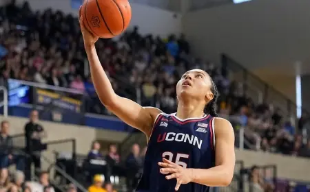 UConn Tops First Top-16 Seed Projection for Women's NCAA Tournament