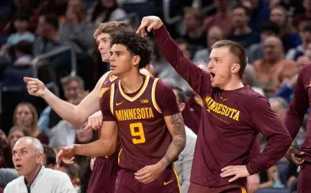 Huskies Rally Past Gophers 69-57 as Freshman Guard Ignites Comeback