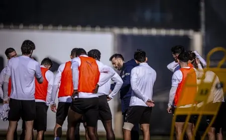 Levante - Valencia: Derby of Urgency in Orriols as Corberán Faces Pressure