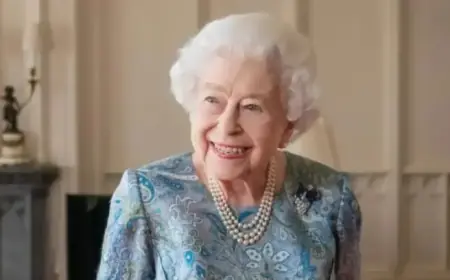 Queen Elizabeth’s Beloved Sandwich: From Royal Favorite to Roadside Essential