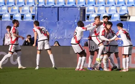 Rayo Vallecano 3-0 Atlético Madrid — Rayo rout Atleti at Butarque as Simeone's rotation backfires