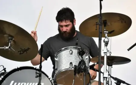 Manchester Orchestra Drummer Dies at 42