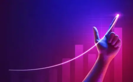 Canadian Companies Boost Payouts, Enticing Income Investors