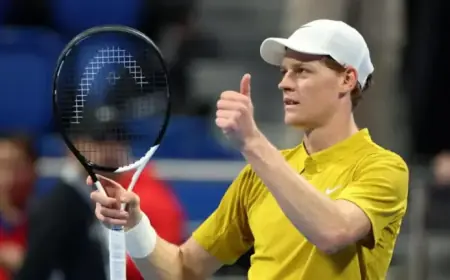 Sinner Triumphs in Doha: Defeats Machac, Advances to Face Popyrin in Round of 16