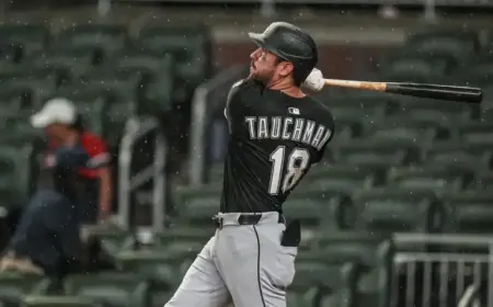 Mets Secure Mike Tauchman in Minor League Contract