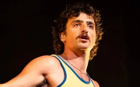 Benson Boone Strips Down in Steamy New Photo, Fans Lose It