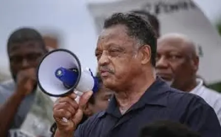 Jesse Jackson, civil rights leader, dies aged 84