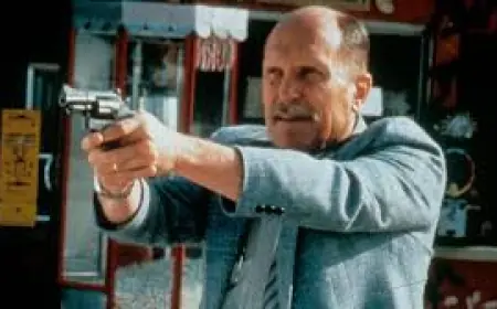 Robert Duvall, scene-stealing screen icon, dies aged 95