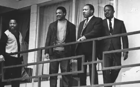Jesse Jackson’s Life Captured in Iconic Images