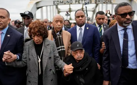 Jesse Jackson: How he paved the way for Barack Obama — and helped change the US